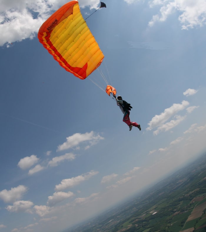 Apprendre le parachutisme en 5 jours en progression traditionnelle
