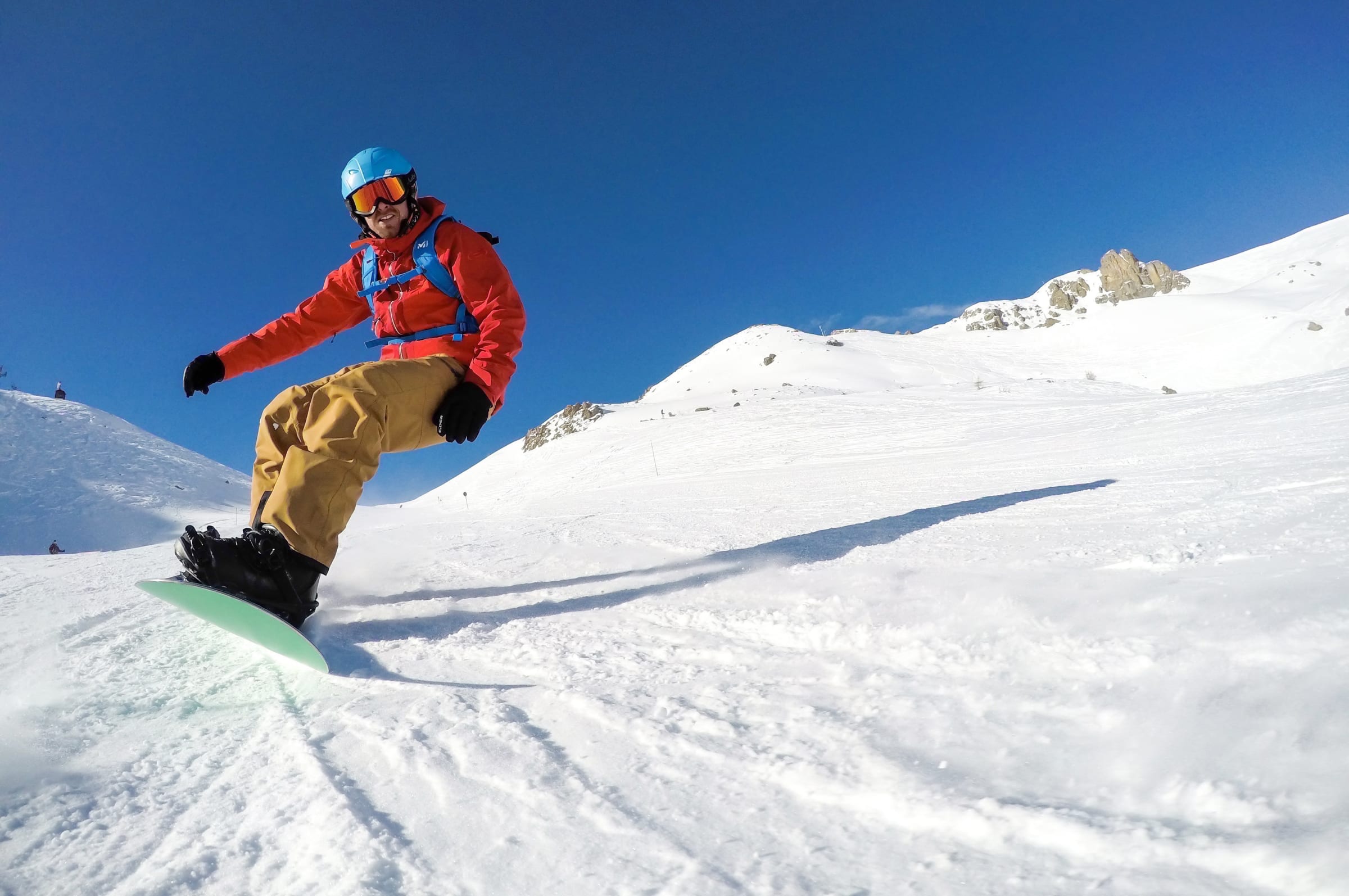 Fire dages ski- eller snowboard minipakke – relateret UCPA rejse