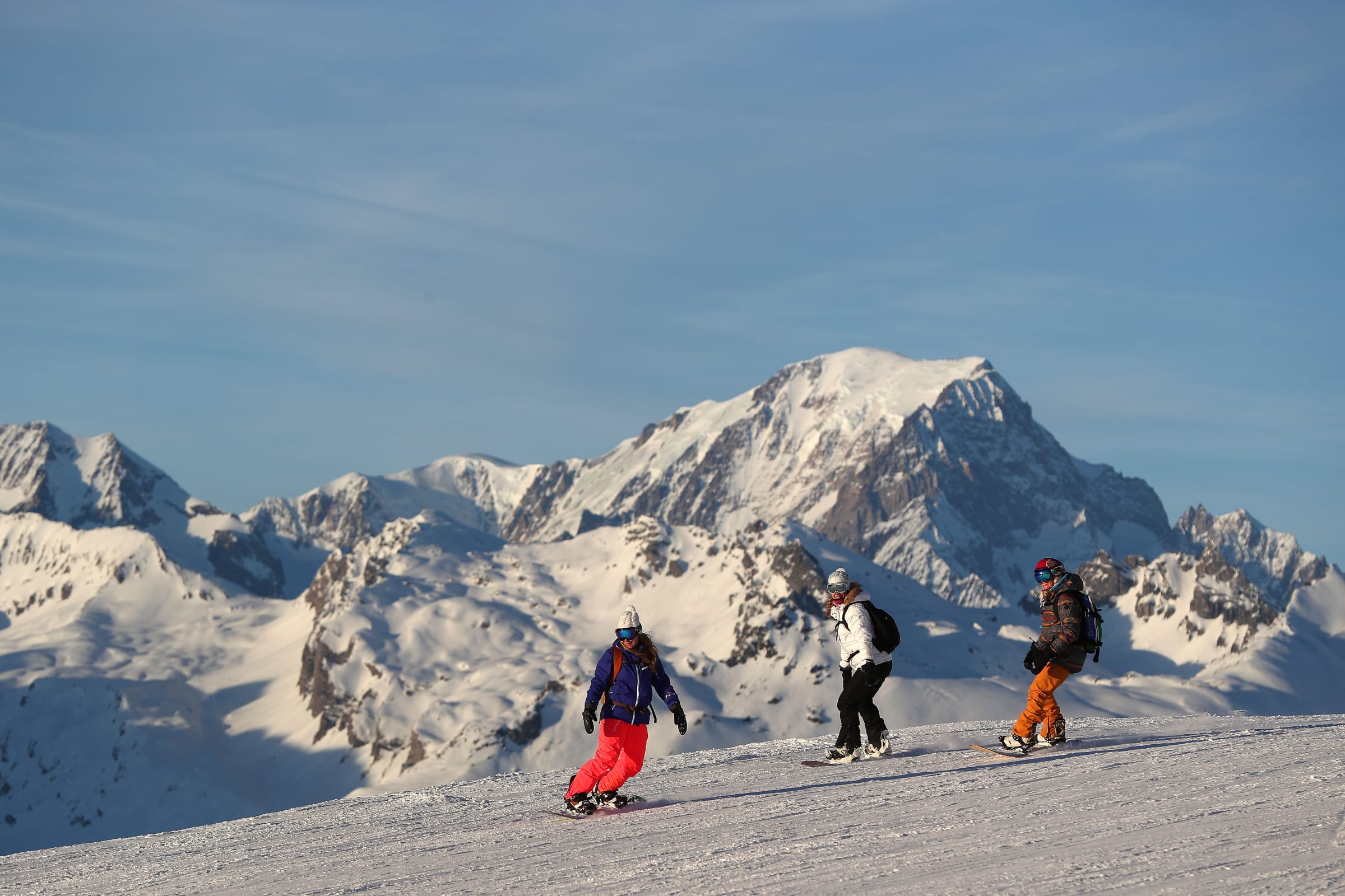 3-dages weekendophold Ski eller snowboard Mini-pakke – relateret UCPA rejse