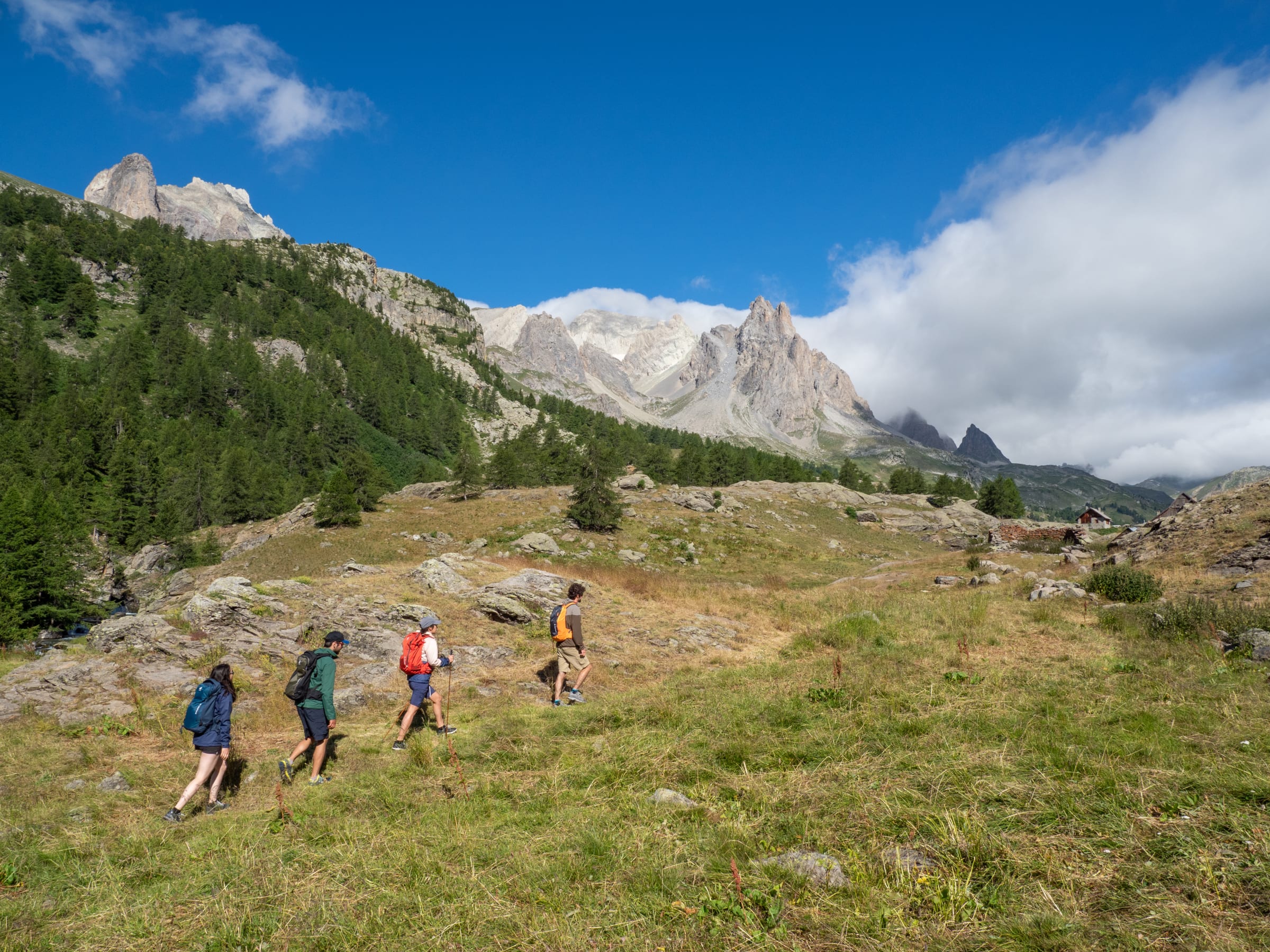 De smukkeste søer og stier i Serre Chevalier – relateret UCPA rejse
