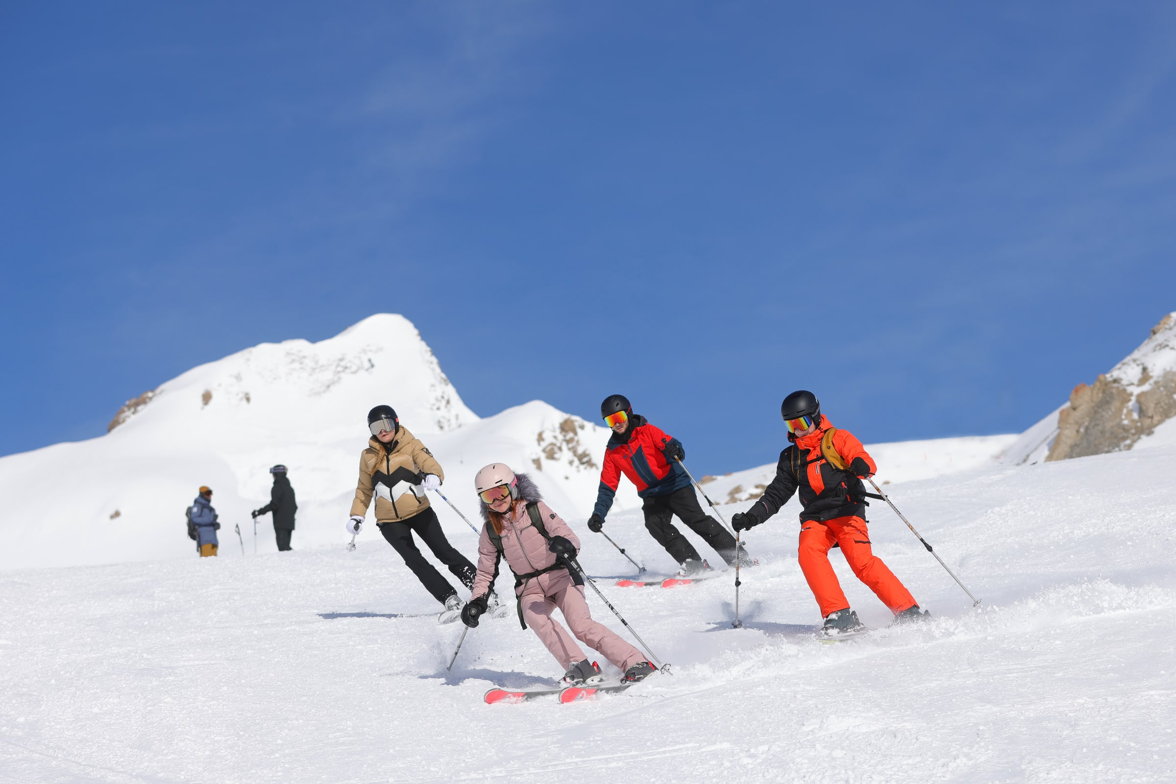 Frisk Uge 18-30 år - Halvdags offpiste ski — billede 1