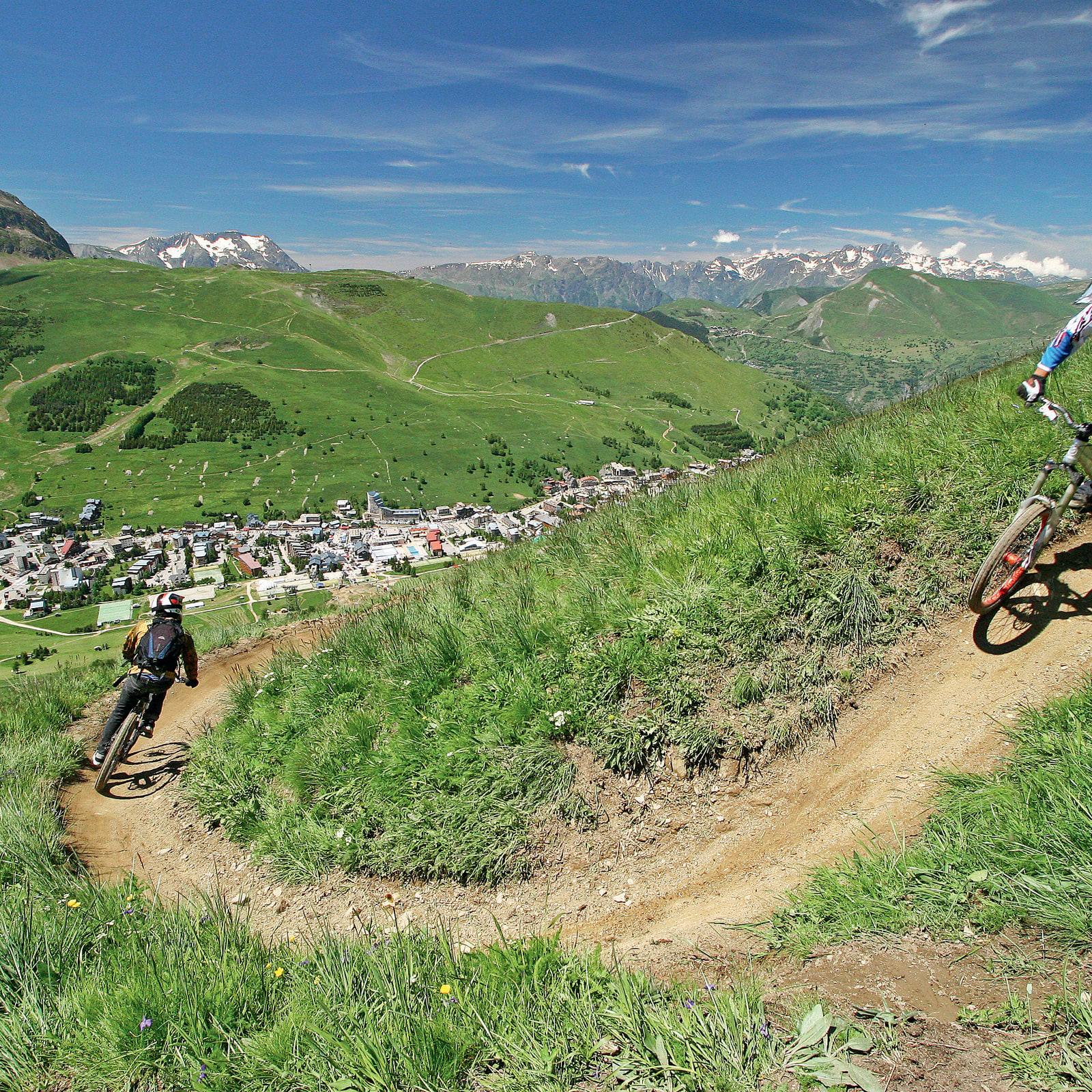 Downhill mountainbike Let øvet - Happy Summer