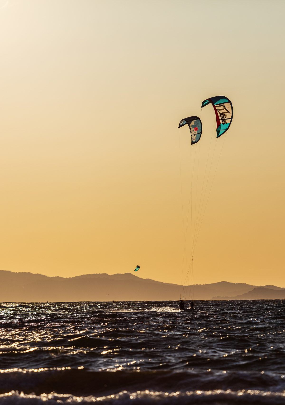 Kitesurf og windsurf i Hyères ved Middelhavet med UCPA
